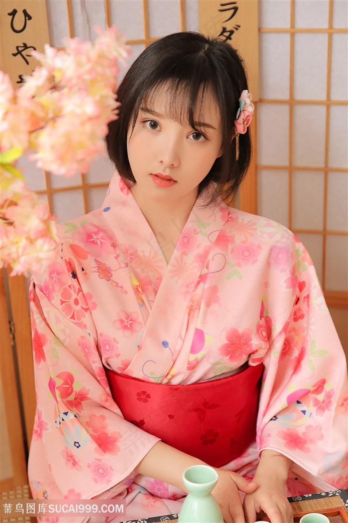 《已婚妇女：天气炎热时》日剧